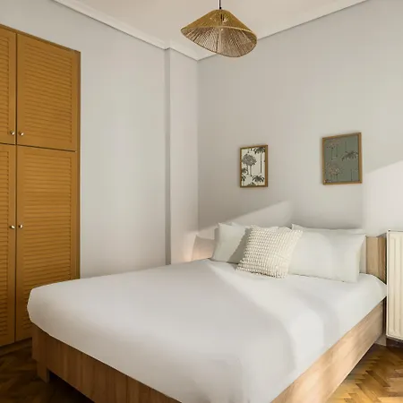 Apartman Andromeda By Halu! - Cozy 2-bedroom Szaloniki