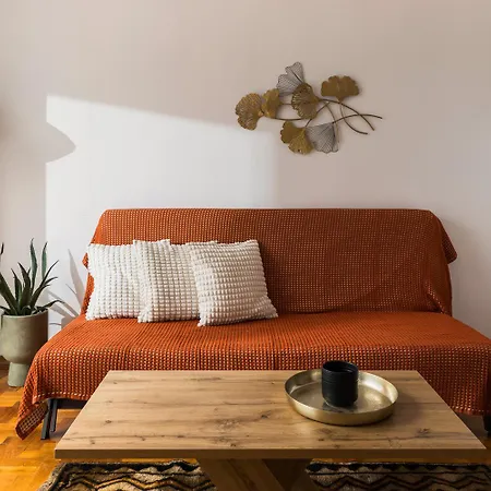 Andromeda By Halu! - Cozy 2-bedroom Appartement *